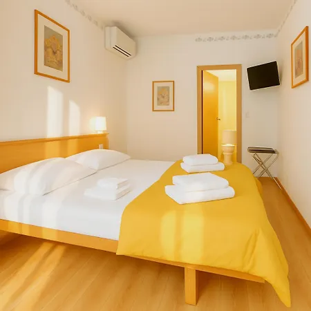 Modena Old Town Hotel