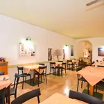 Hotel Modena Old Town
