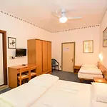 Hotel Modena Old Town Malcesine