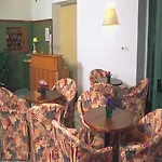 Modena Old Town Hotel