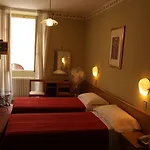 Modena Old Town Hotel 2*