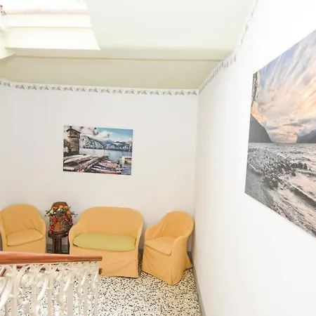 Otel Modena Old Town 2*