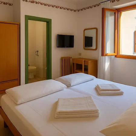 Modena Hotel Malcesine
