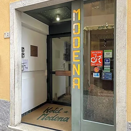 Modena Old Town 2*