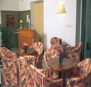 Modena Hotel