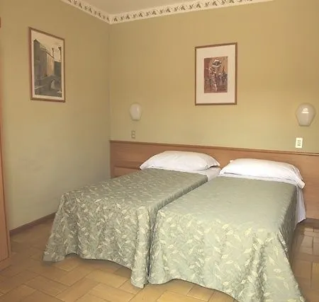 Modena Old Town 2* מאלצ'סינה