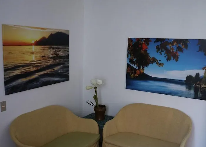 Modena Old Town Отель