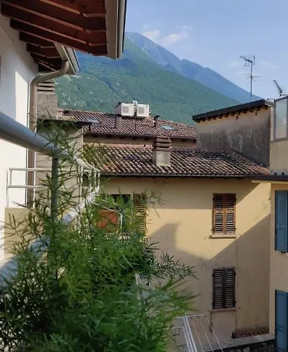 Modena Old Town Отель Мальчезине