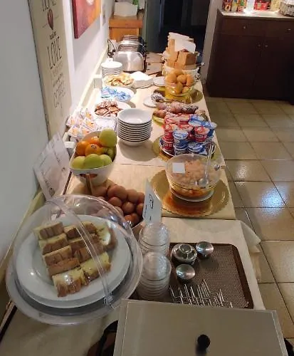 Modena Old Town Hotel 2*