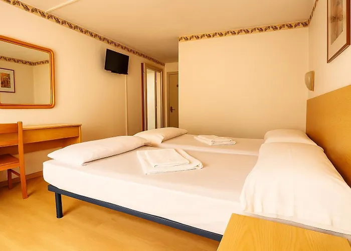 Modena Old Town Мальчезине