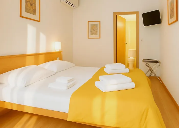 Modena Old Town Hotel