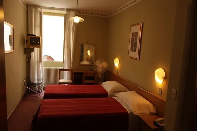 Modena Old Town Hotel 2*