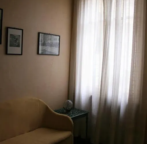 Modena Old Town 2* Мальчезине