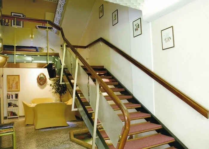 Modena Old Town Hotel